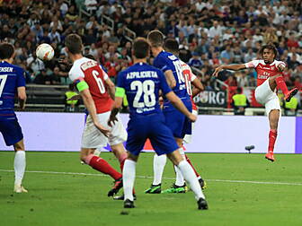 Alex Iwobi says Arsenal's targ...